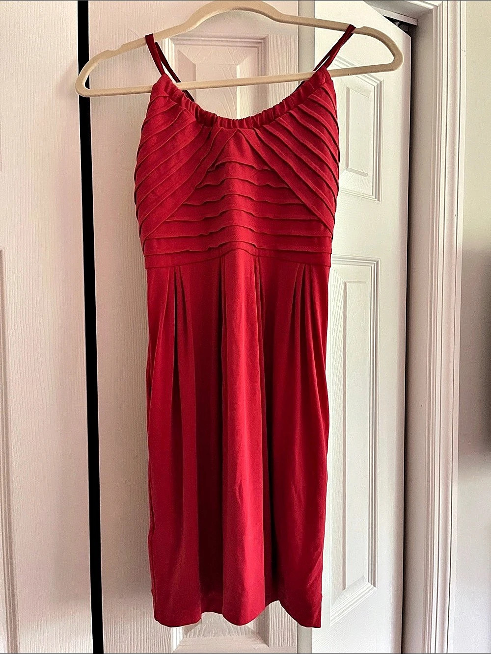 BCBGMAXAZRIA Pleated Mini Dress in Red/Hot Pink Size 4 Like New